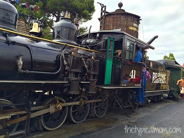 Knott's Berry Farm trains