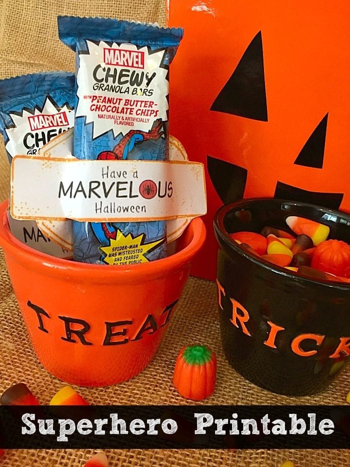 Marvel Superhero printable for Halloween treats. Slide a granola bar into this free printable with your favorite Marvel character's symbols on it.