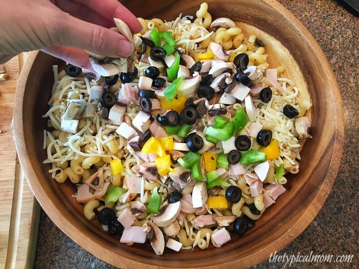 Easy cold pasta salad recipe.