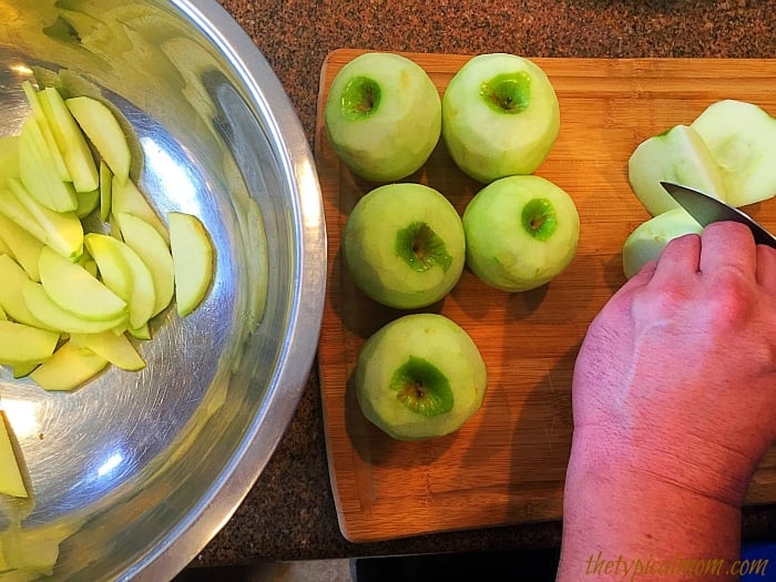 Slow cooker apple crisp recipe