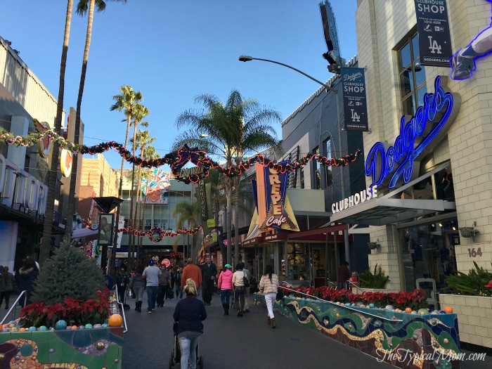 Universal city walk