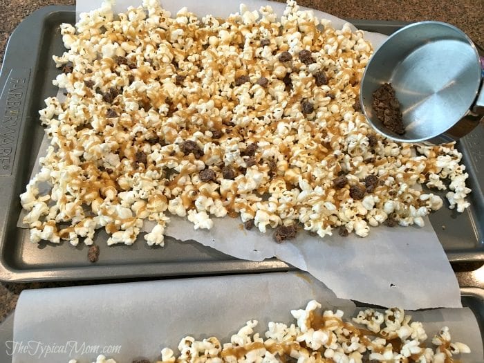 Peanut Butter Chocolate Popcorn · The Typical Mom