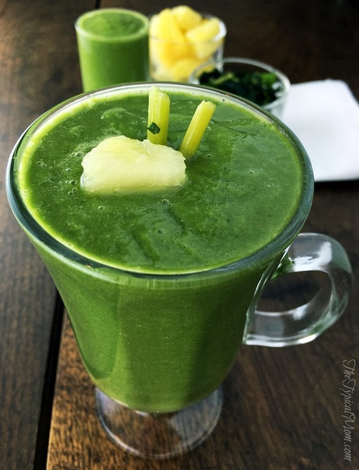 Green Superfood Smoothie · The Typical Mom