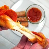 pizza egg rolls