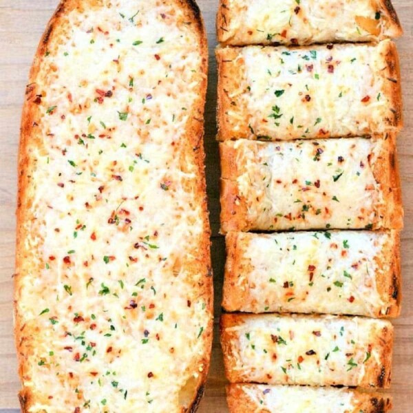 garlic bread with roasted garlic