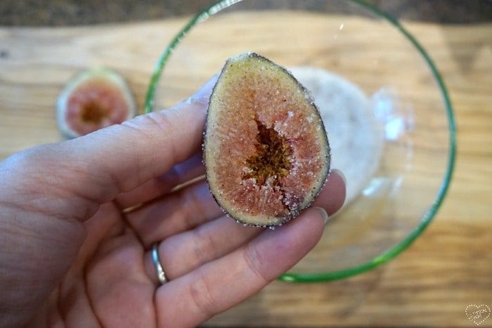 roasted figs with hazelnuts