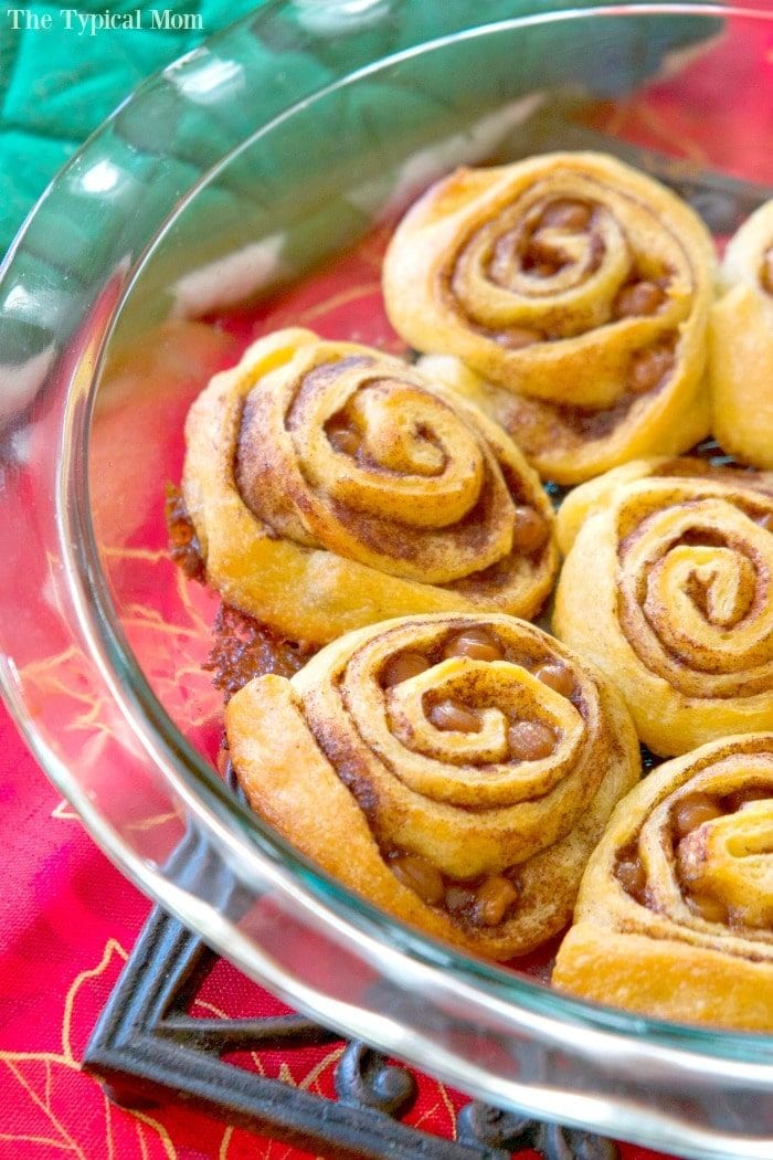 Cinnamon Crescent Rolls Recipe (Quick & Easy)