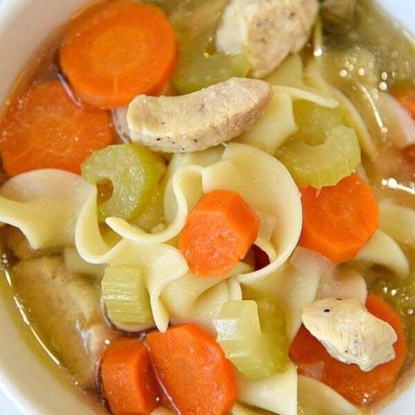 cropped-instant-pot-chicken-noodle-soup.jpg