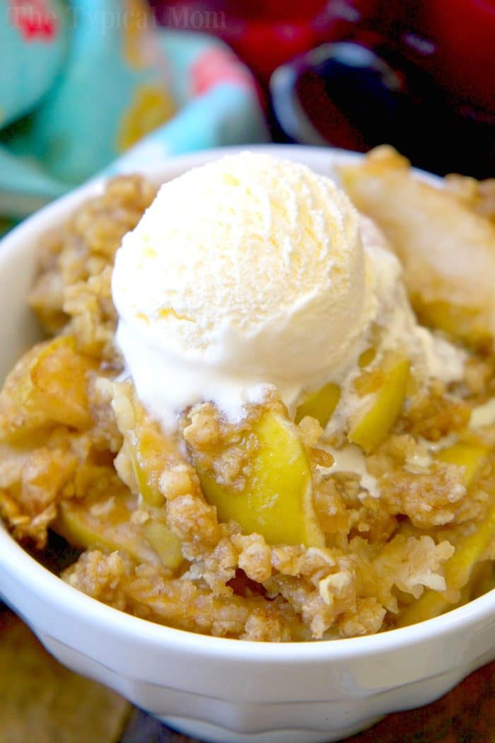 Skinny Slow Cooker Apple Crisp - Kim's Cravings