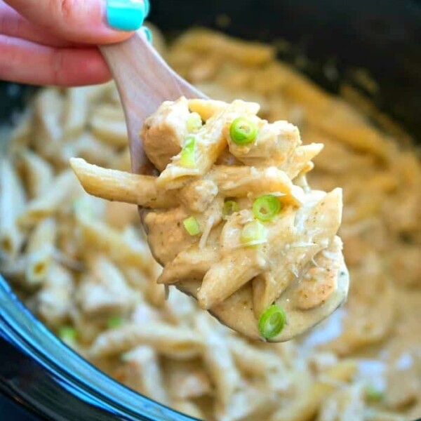 crockpot pesto chicken alfredo casserole