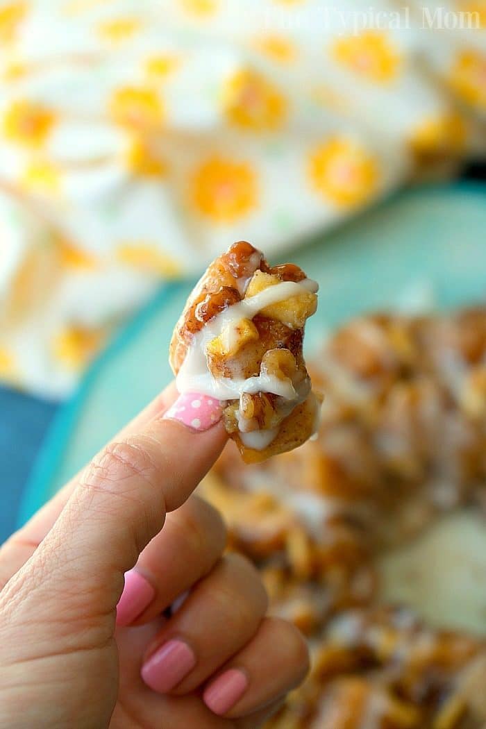 Instant Pot Caramel Apple Bundt Cake - Wonder Mom Wannabe