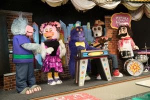 Chuck E Cheese's Birthday Party Packages · The Typical Mom