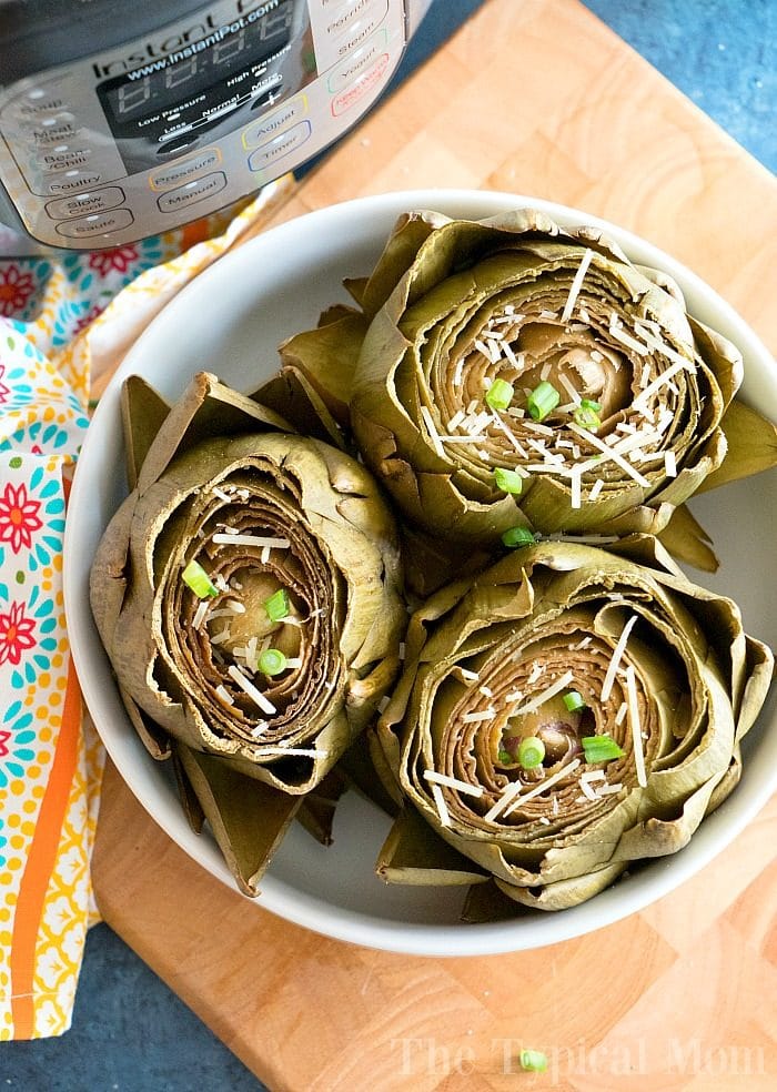 https://temeculablogs.com/wp-content/uploads/2017/12/Easy-Instant-Pot-Artichokes-4-700x984.jpg