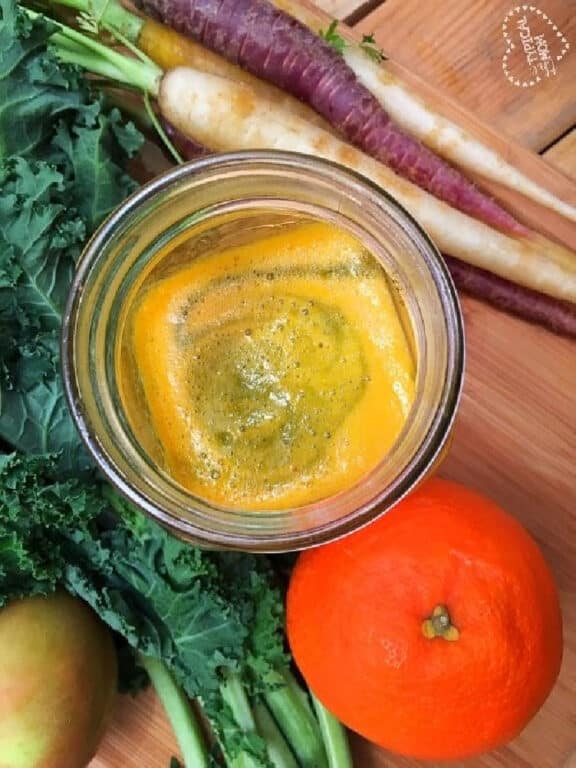 How to Make Kale Juice with Fresh Fruit Kale Apple Juice