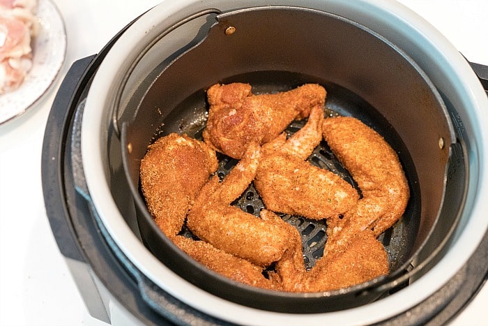 https://temeculablogs.com/wp-content/uploads/2018/04/ninja-foodi-chicken-wings.jpg