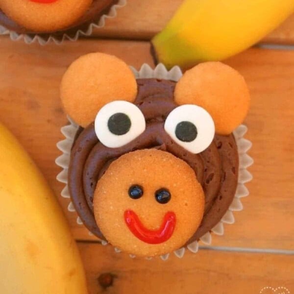 monkey cupcake cake