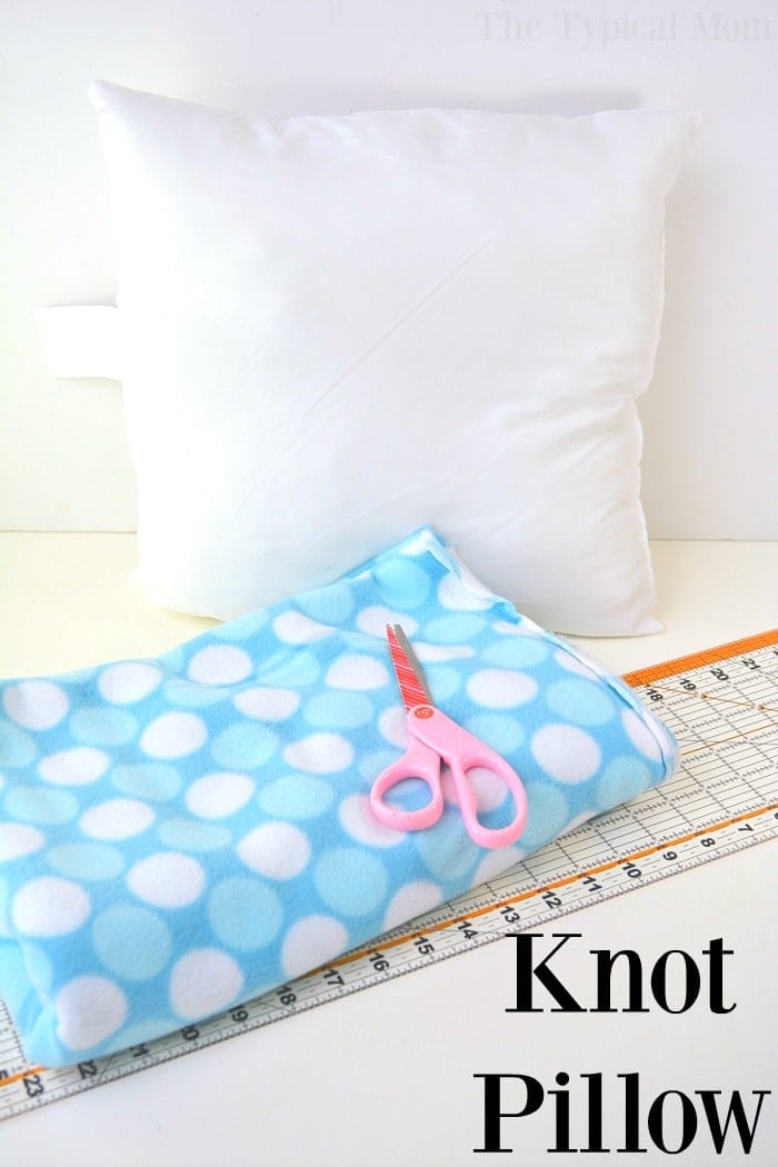 How to Make a Knot Pillow with Fleece NO Sew Pillow