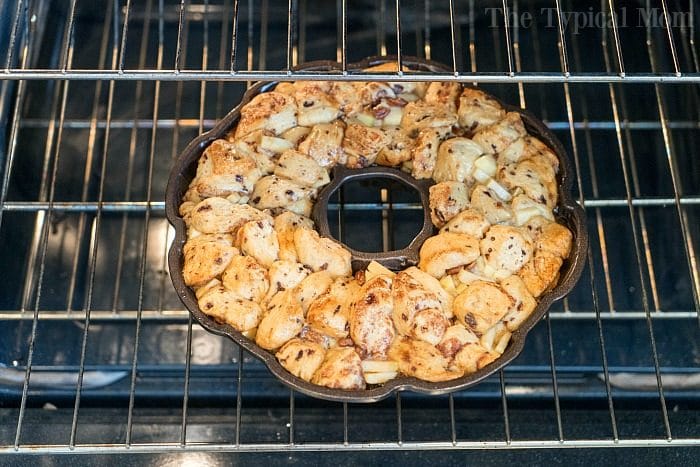 pillsbury cinnamon roll monkey bread