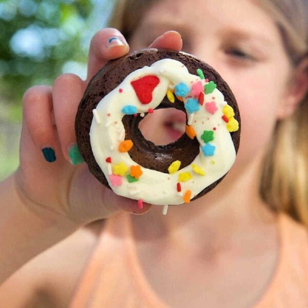 chocolate cake mix donuts