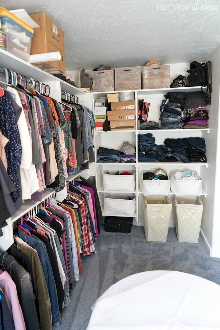 Pros and Cons of Converting a Tiny Bedroom into a Huge Closet