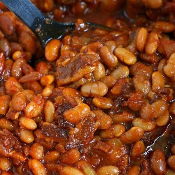 cropped-crockpot-baked-beans-from-scratch.jpg