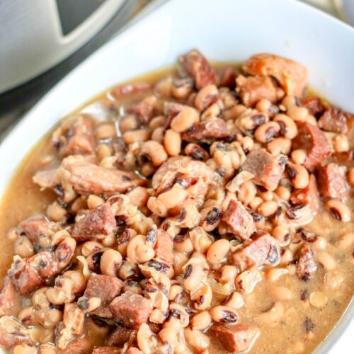 Crockpot Black Eyed Peas Recipe · The Typical Mom