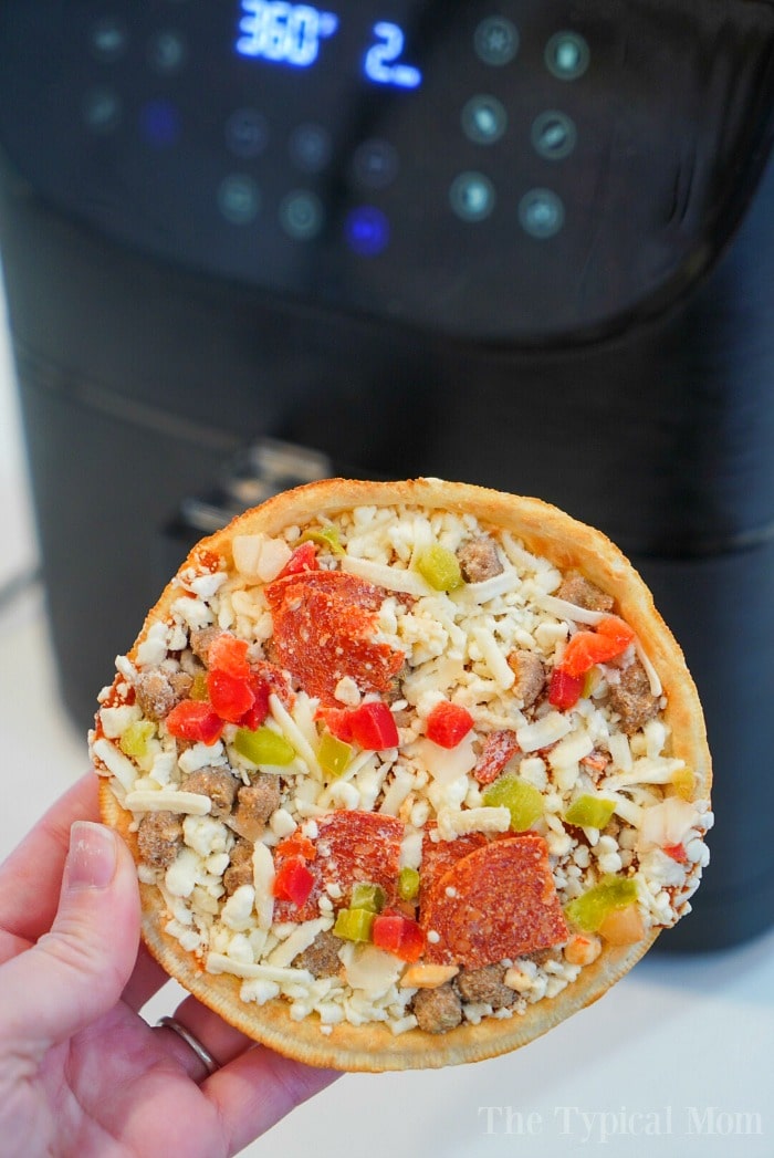 Air Fryer Frozen Pizza in Air Fryer Temp and Time