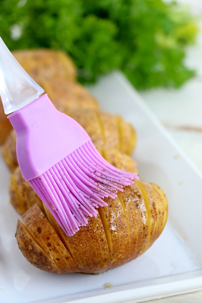 Crispy Air Fryer Hasselback Potatoes - Running to the Kitchen®