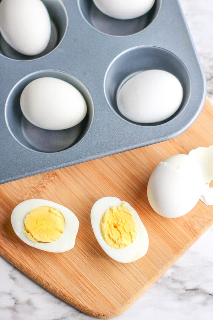 How to Hard Boil Eggs on the Stove or in the Oven: Oma's gekochte Eier