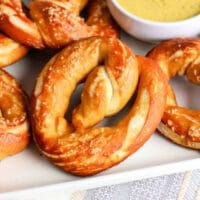 homemade soft pretzels