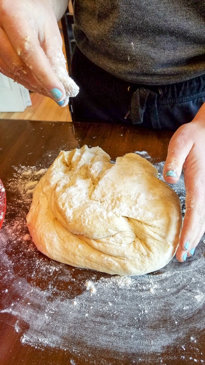 What size Dutch Oven do I need to bake bread? – Kana