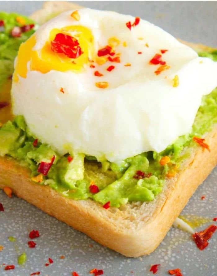 Microwave Poached Eggs Recipe and Nutrition - Eat This Much