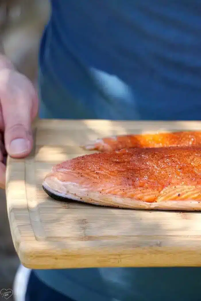 Cooking salmon in outlet a smoker