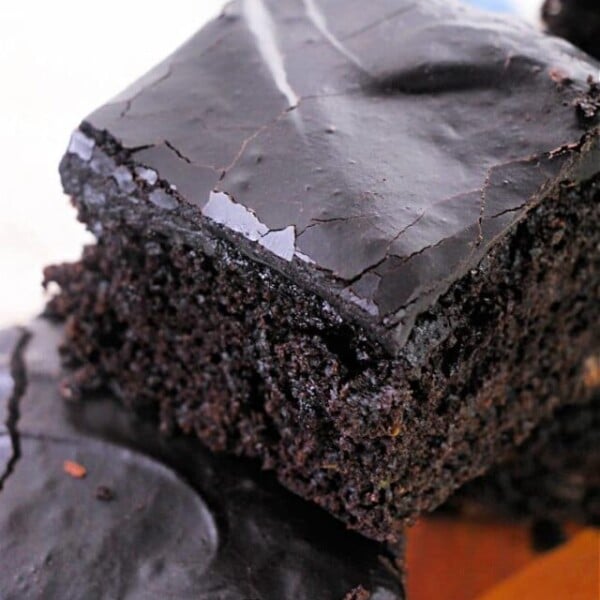 cropped-cake-mix-brownies.jpeg