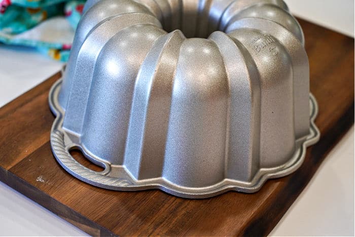 bundt pan