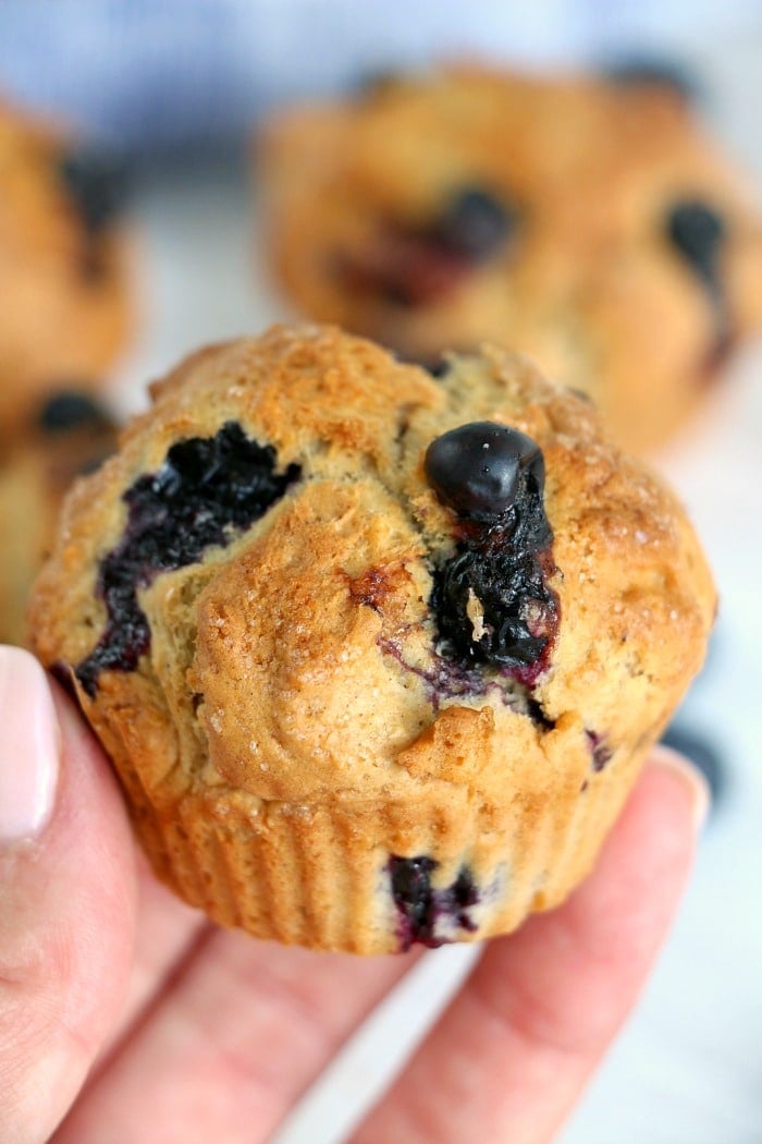 https://temeculablogs.com/wp-content/uploads/2020/09/muffins-in-air-fryer.jpg