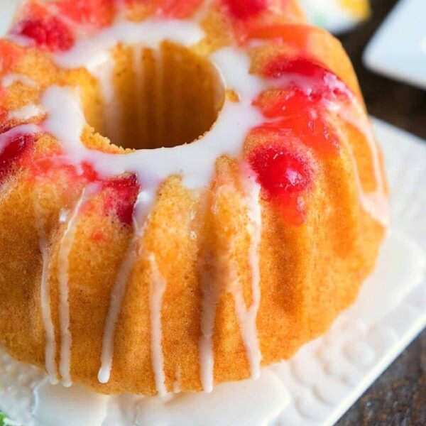 Instant-Pot-Pineapple-Upside-Down-Cake-with-cake-mix