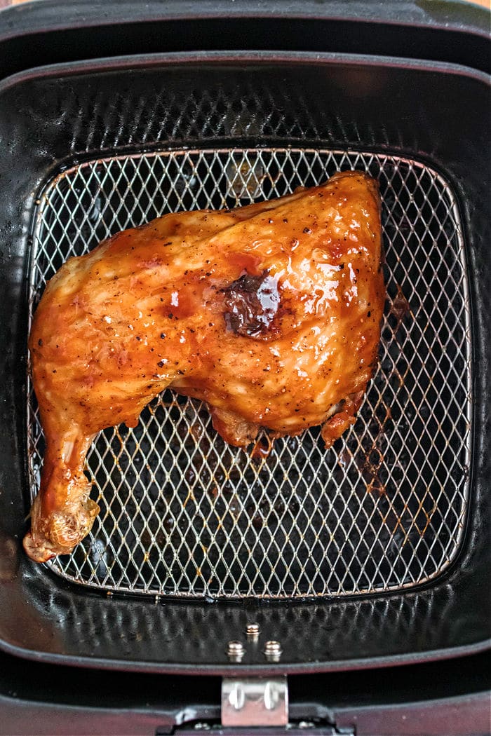 How to Make a Rotisserie Chicken in a Ninja Foodi Air Fryer - My Crash Test  Life