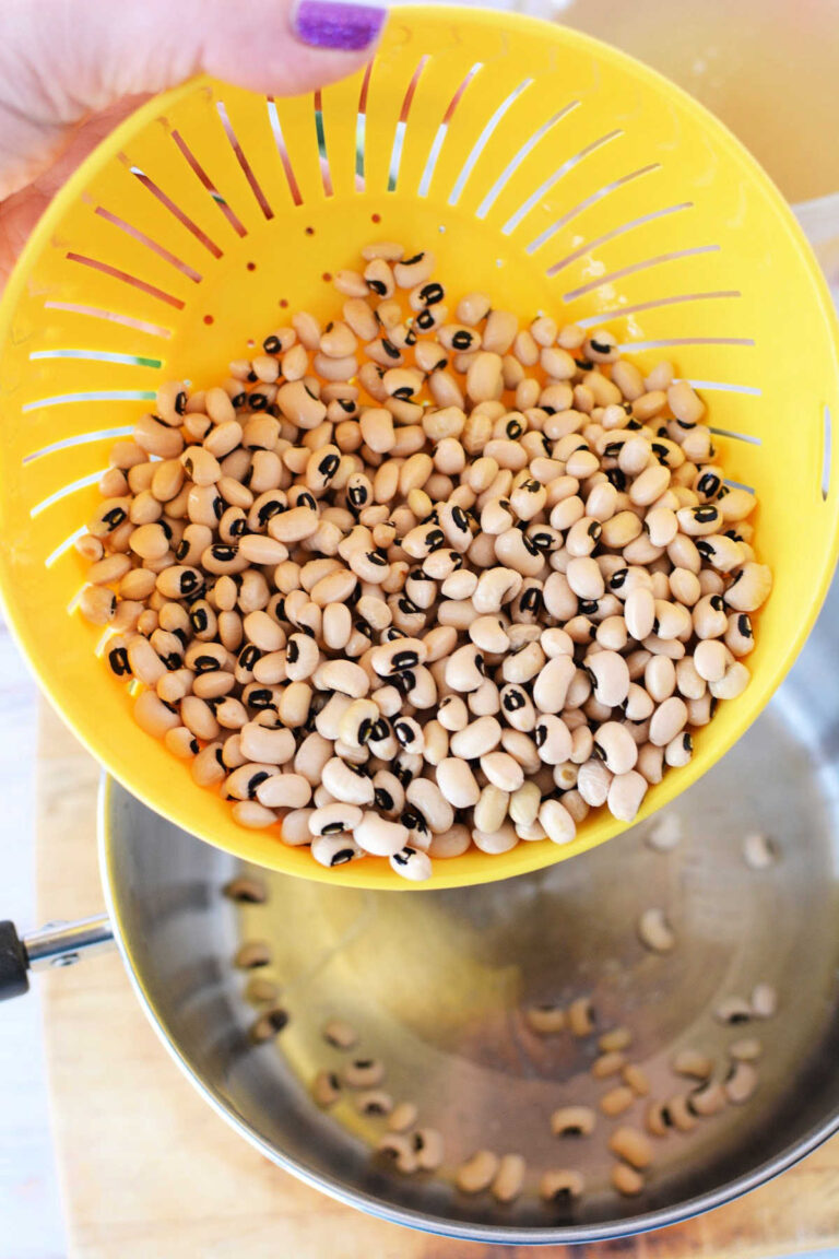 Crockpot Black Eyed Peas Recipe with Ham Hocks Leftover Ham