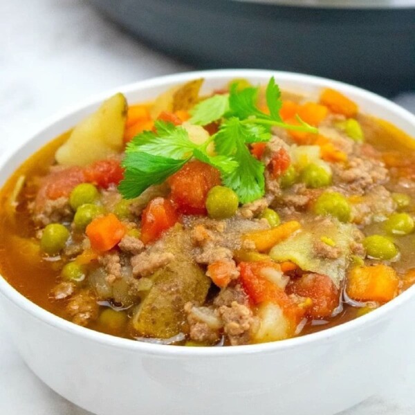 Instant Pot Hamburger Soup with Potatoes