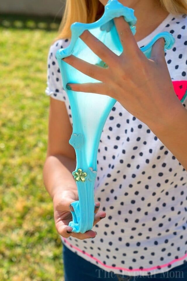 How to Make 2 Ingredient Laundry Detergent Slime + Video