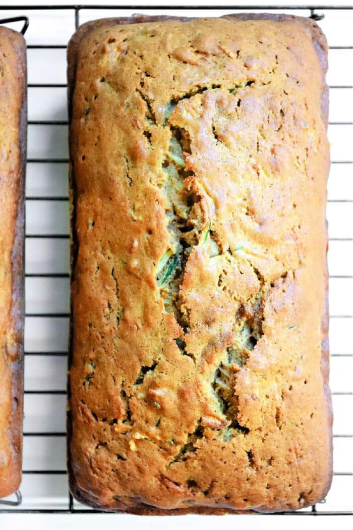 zucchini cake with ginger