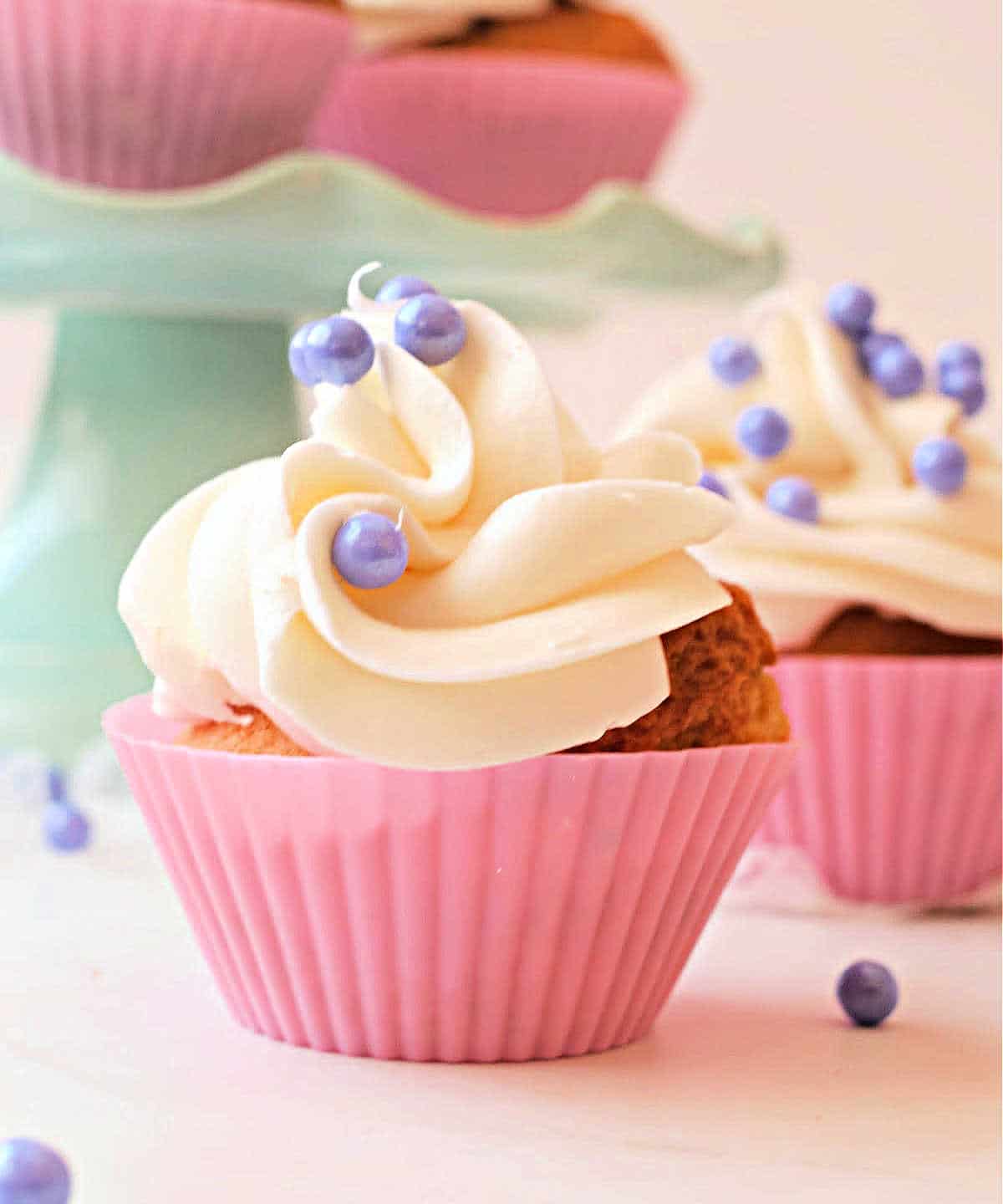 Don't Have a Special Cupcake Pan? Here's How to Bake Cupcakes and