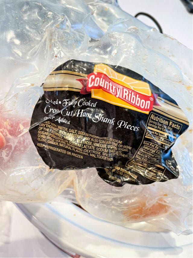 How to Cook Ham Hocks in Slow Cooker with Beans for Soup