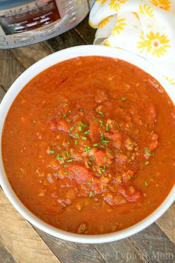 Crockpot Spaghetti Sauce - Yummy Mummy Kitchen