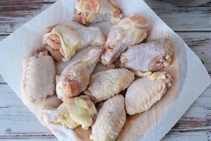 https://temeculablogs.com/wp-content/uploads/2022/03/chicken-Wings.jpg