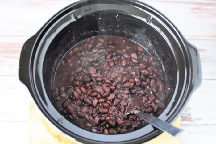 How to cook black beans in the crock pot - crock pot black beans recipe