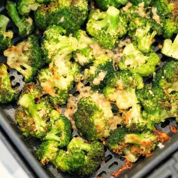 Parmesan air fryer Broccoli