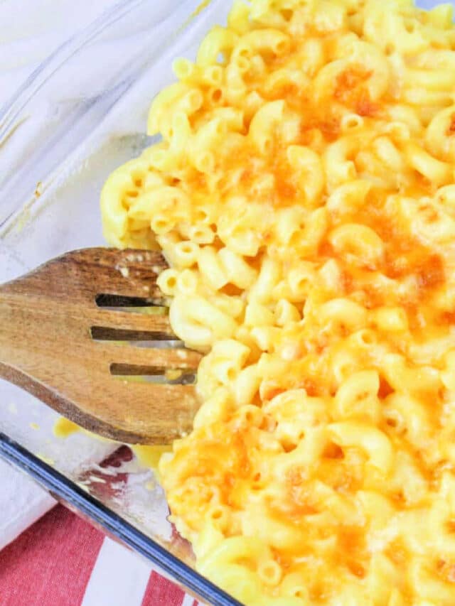 Baked Creamy Mac and Cheese with Heavy Cream at 400 Degrees