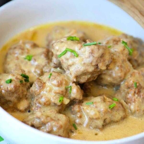 easy-homemade-swedish-meatballs